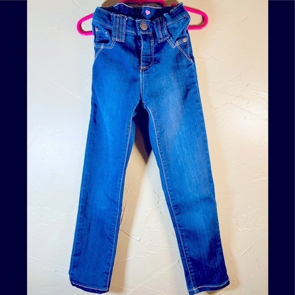 🌹Girls First blue jeans. Size 6. Like new B-25 - Picture 1 of 5